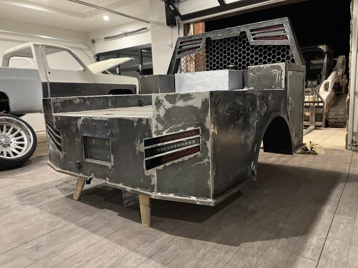 Custom steel truck bed with hex mesh headache rack